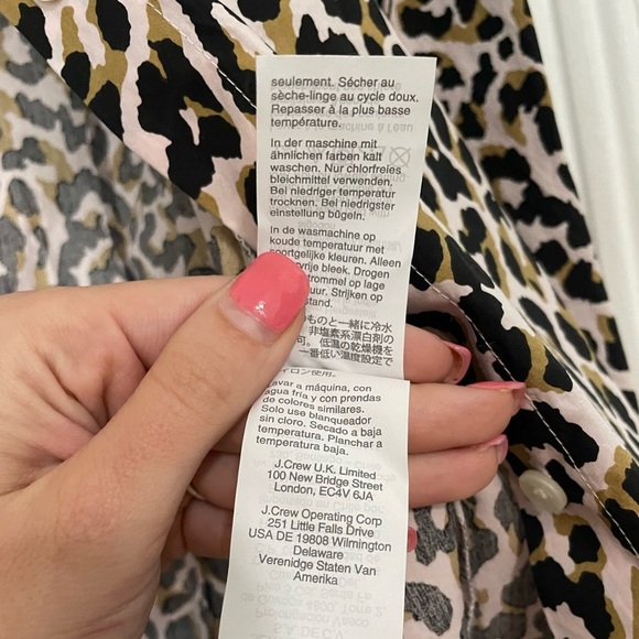 J. CREW Women’s Classic Cotton Leopard Print Button Up Shirt - Size XS - Picture 4 of 4